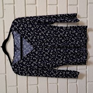 Chaps Dark Navy Blue/White V Neck Blouse. NWOT